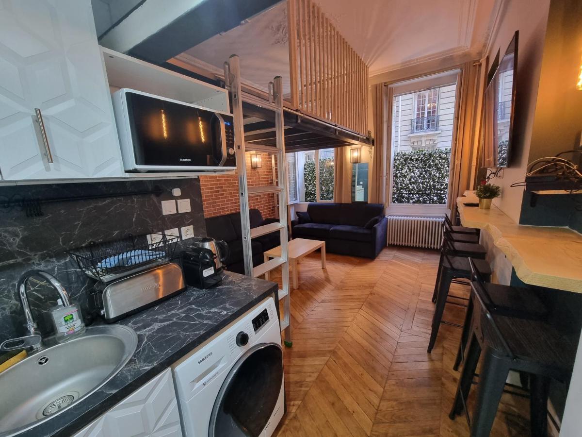 Beautiful Mini Loft Near Saint-Lazare Apart otel Paris Dış mekan fotoğraf