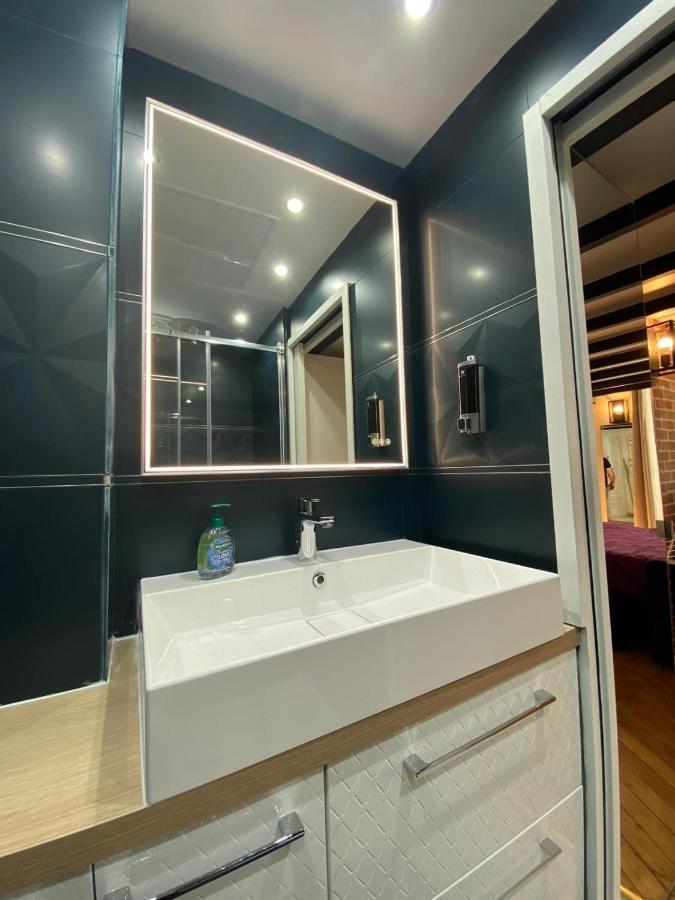 Beautiful Mini Loft Near Saint-Lazare Apart otel Paris Dış mekan fotoğraf